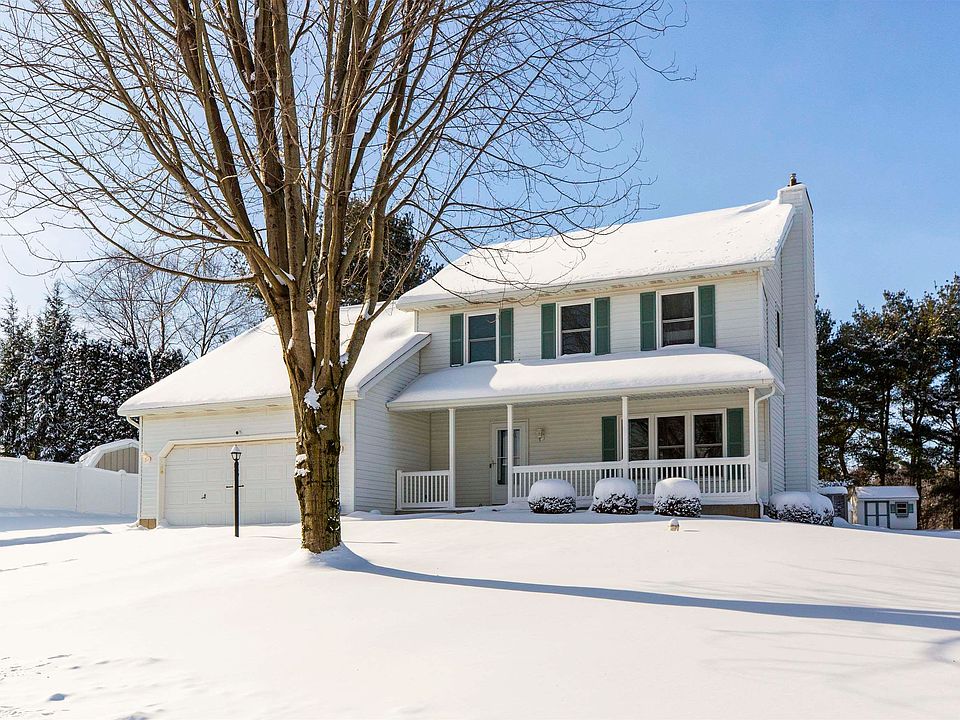 1st image of 59715 Thornberry Ct