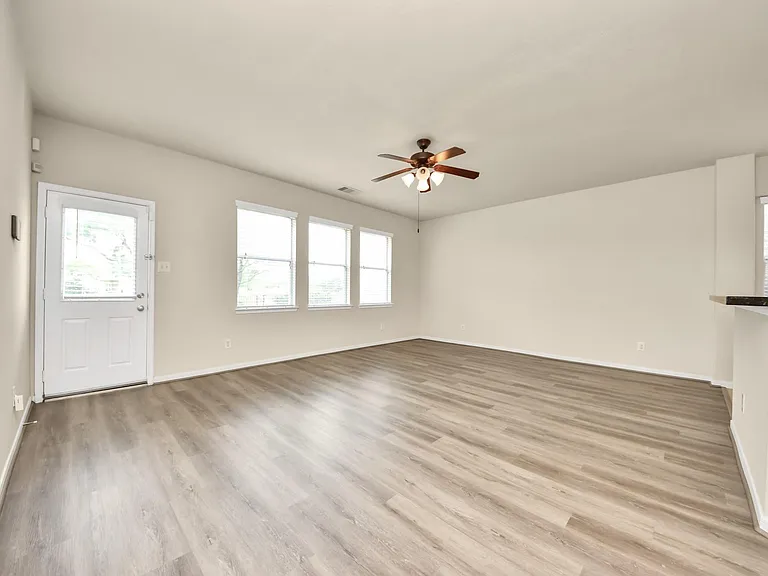 13127 Barn Course Dr — Photo 21
