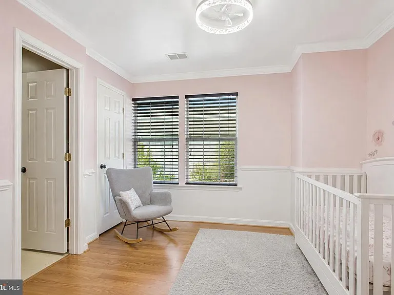 13902 Barrington Ln — Photo 16