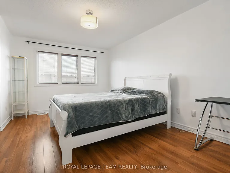 415 Galatina Way — Photo 13