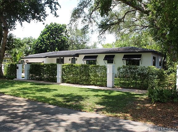 2nd image of 1025 Andora Ave