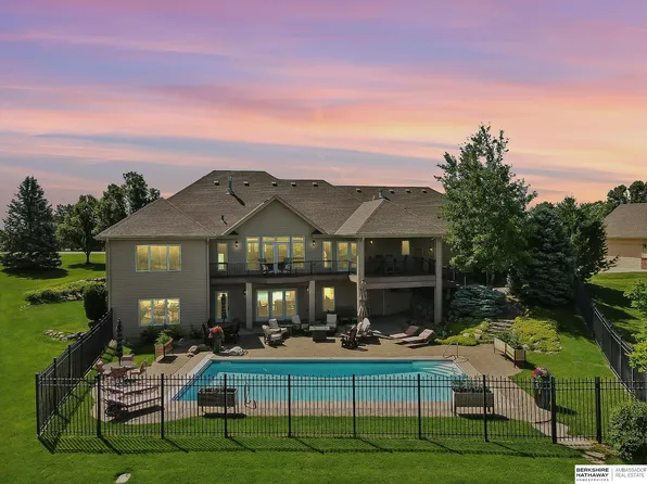 23426 Prairie Ridge Rd, Gretna, NE 68028