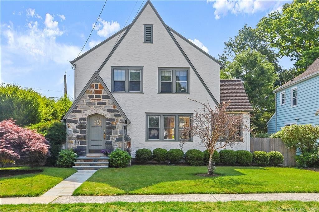 109 Woodmere Rd, Stamford, CT 06905 Zillow