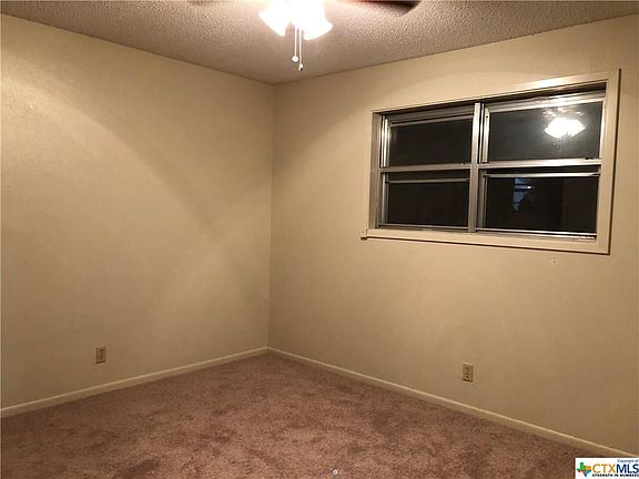 3rd image of 4801 Calle Roble