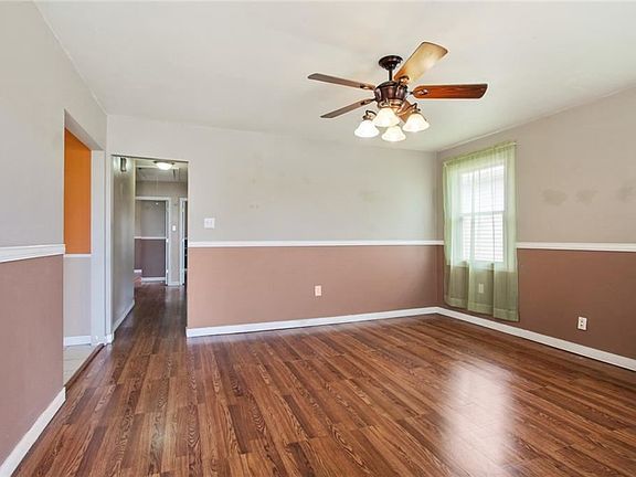 2nd image of 2776 Dreux Ave