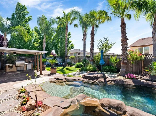 5313 Dusty Rose Way, Rancho Cordova, CA 95742