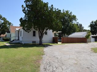 534 W Wisconsin St, Russell, KS 67665