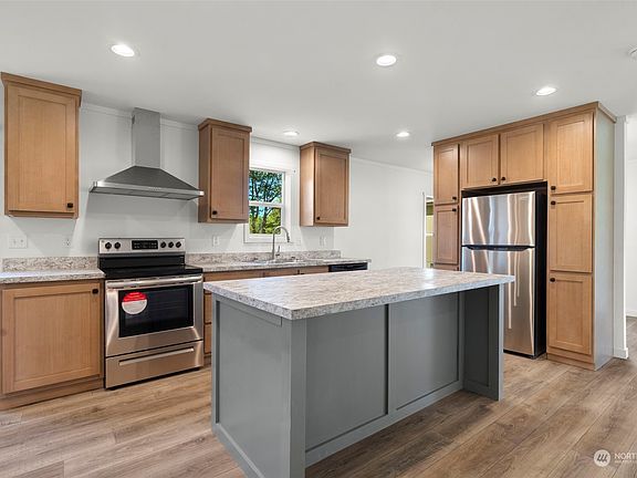 2nd image of 520 Fairmount Avenue