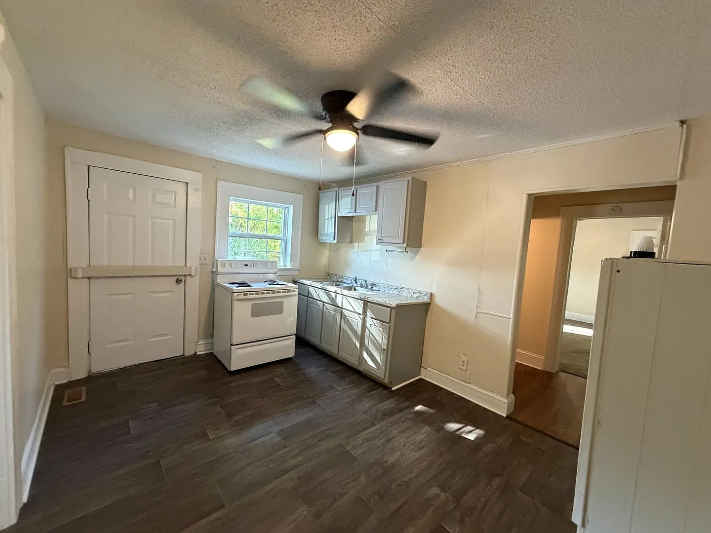 Rental Home 1bd/1bth — Photo 3