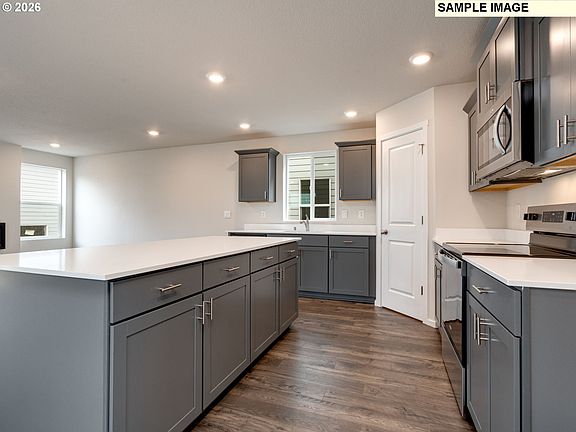 5th image of 5009 NE 63rd Ave