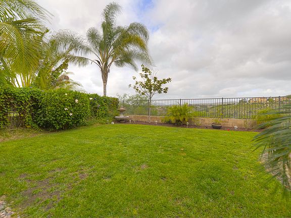 3rd image of 7058 Sherbourne Ln