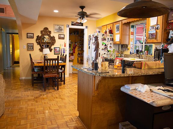 4th image of 5026 E Earll Dr