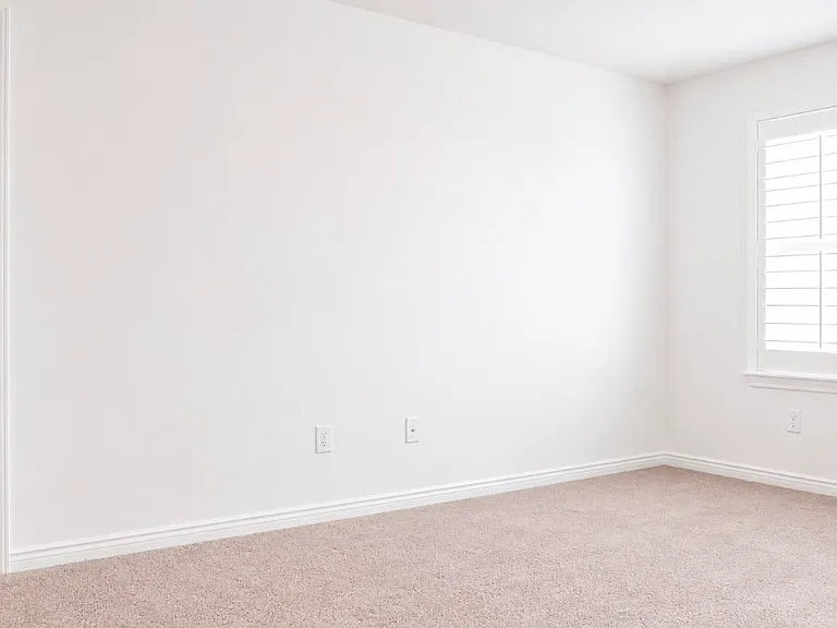 3730 Malibu Dr — Photo 15