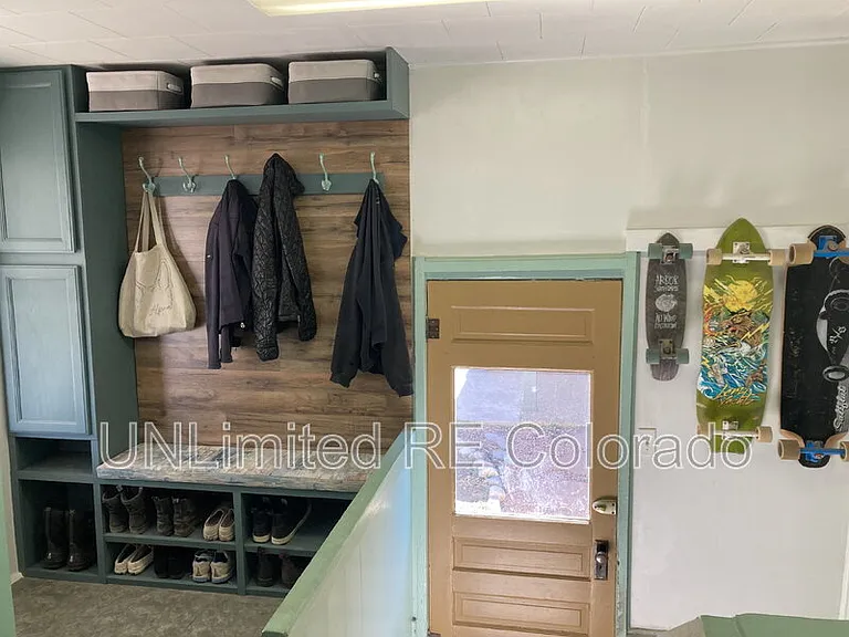 410 Comanche St — Photo 11