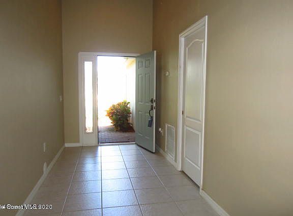 4th image of 1401 Indian Oaks Dr