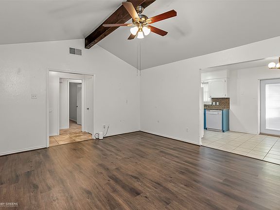 5th image of 2214 Kirby Smith Dr