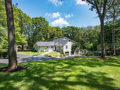 142 Landing Meadow Road, Smithtown, NY, 11787