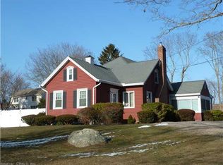15 Lloyd Rd, Waterford, CT 06385