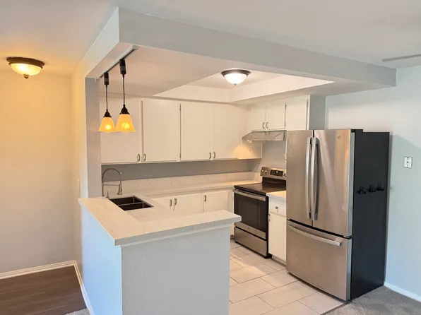 5922 Rancho Mission Rd Unit 70, San Diego, CA 92108