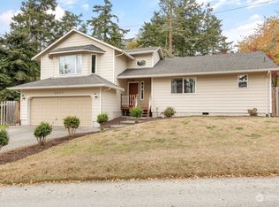 2208 Legato Dr, Oak Harbor, WA 98277