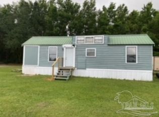 4991 Guernsey Rd, Pace, FL 32571