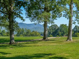 233 Myers Rd, Townsend, TN 37882