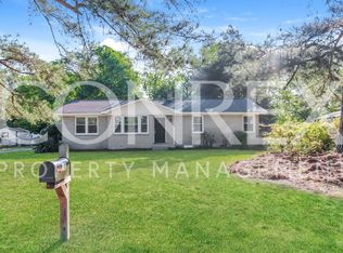 142 Dickert Dr, Lexington, SC 29073