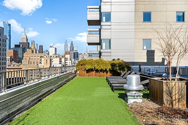 Sold by Elegran | media 8