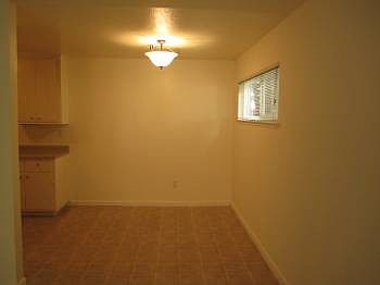 4th image of 921 Hill St APT 4