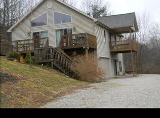 2104 Apple Valley Dr, Howard, OH 43028
