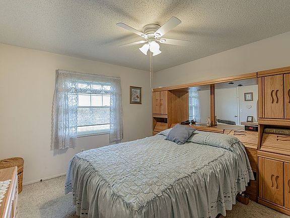 3rd image of 5719 Kneeland Ln