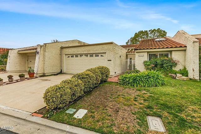 1st image of 2712 Lakeridge Ln