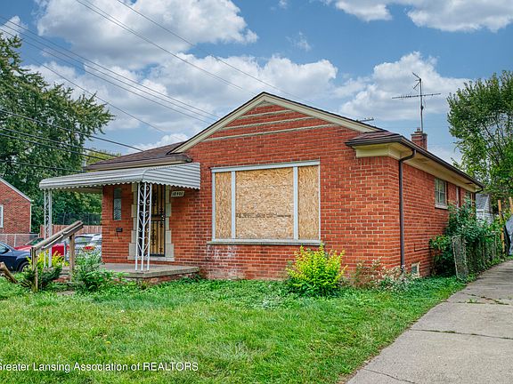 2nd image of 18401 Beland St