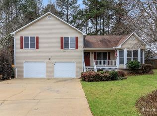 470 Lambeth Dr, Hiram, GA 30141