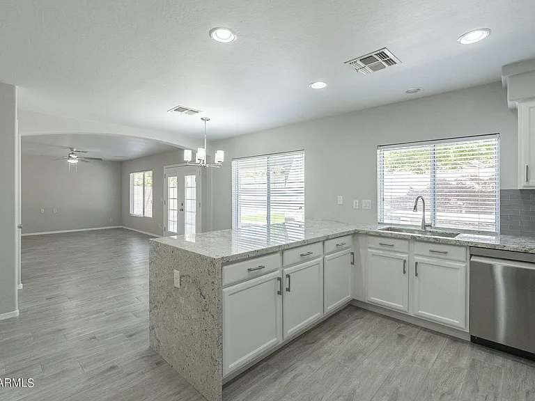 6326 W El Cortez Pl — Photo 16