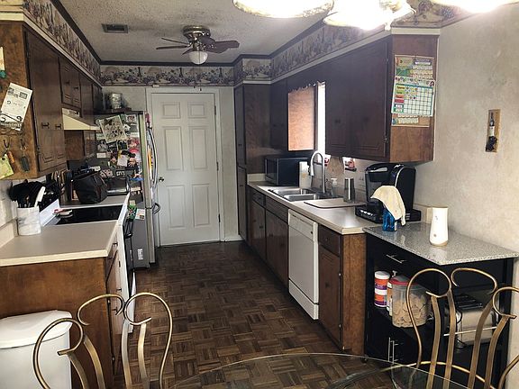 5th image of 9545 Landis Dr