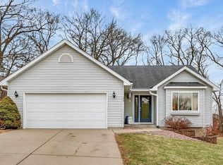 305 Arbor Hills Cir, Eau Claire, WI 54703