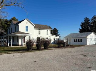1836 N 1300 East Rd, Taylorville, IL 62568