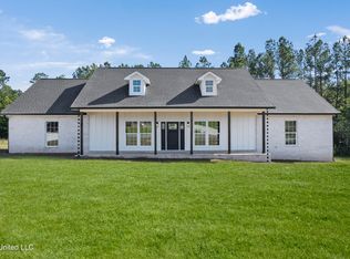 5713 Samuel Poi Ln, Vancleave, MS 39565
