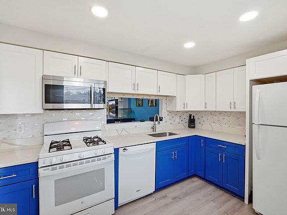 3rd image of 10169 Campus Way S Unit 16