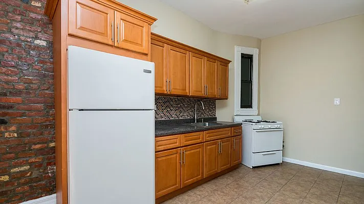 Rented by Nooklyn NYC LLC | media 57