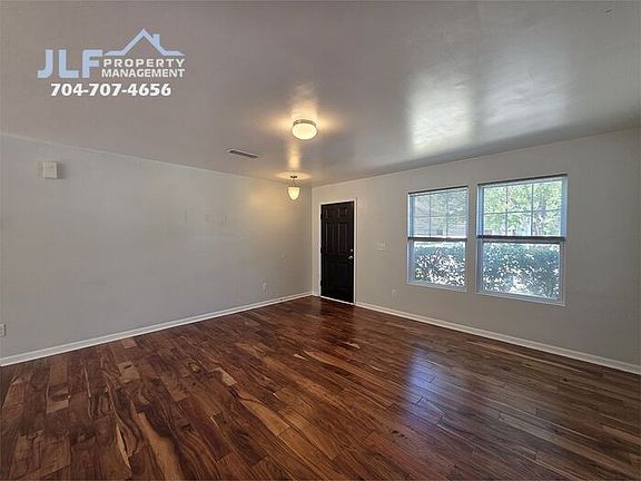3rd image of 6142 Salamander Run Ln