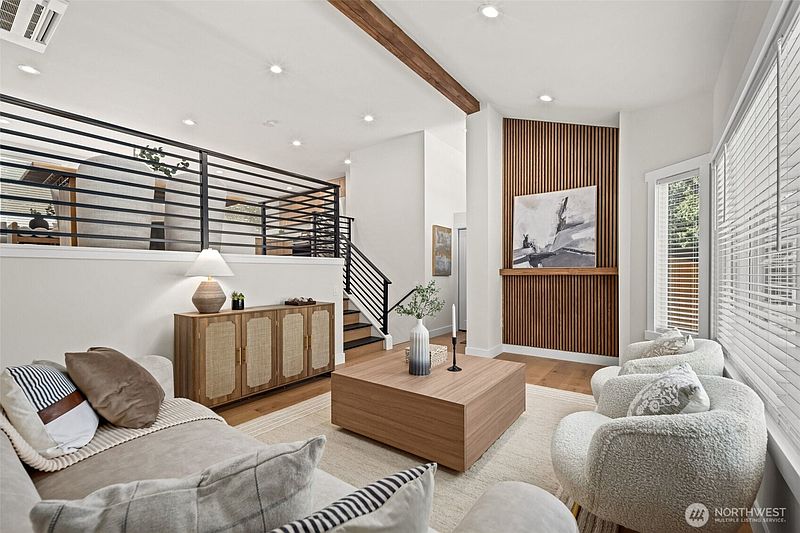 4th image of 17409 NE 136th Street