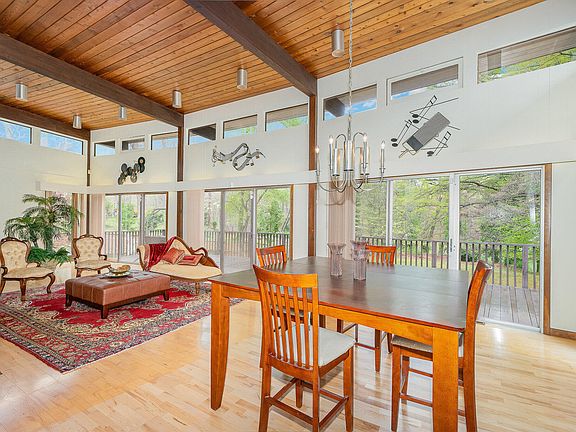 4th image of 1828 Trentwood Cir