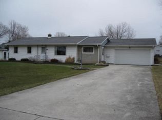 105 S 6th Ave, Saint Nazianz, WI 54232