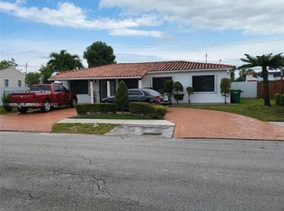 7341 SW 9th St, Miami, FL 33144