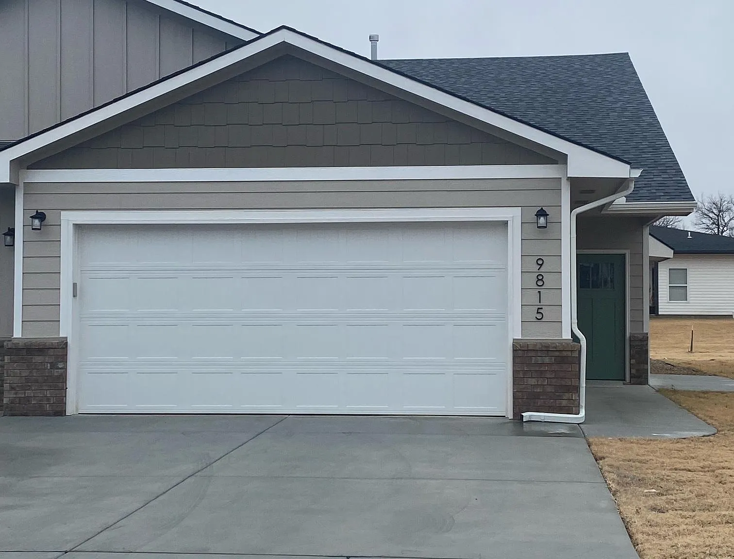3 bed, 1275 sqft, $1,550 — Photo 1
