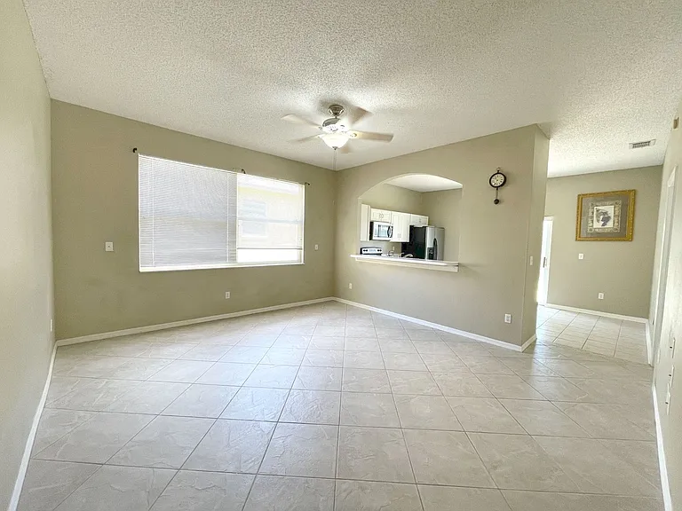 12751 Woodbury Oaks Dr — Photo 2