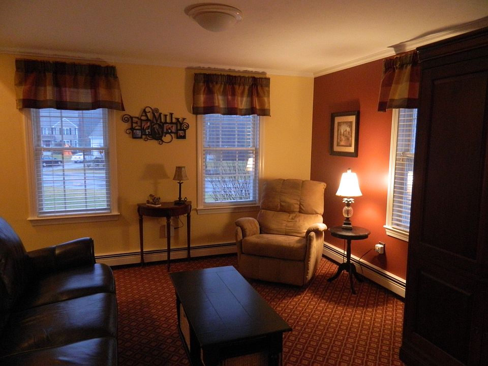 194 Colonial Rd, North Attleboro, MA 02760 Zillow