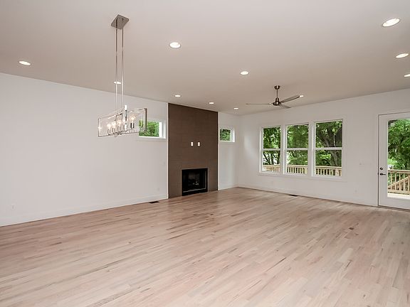 It has a  stunning fireplace